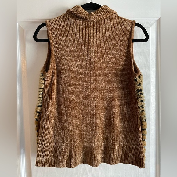 Faux fur and Chenille Ladies Vest (Animal Print) - Picture 3 of 6